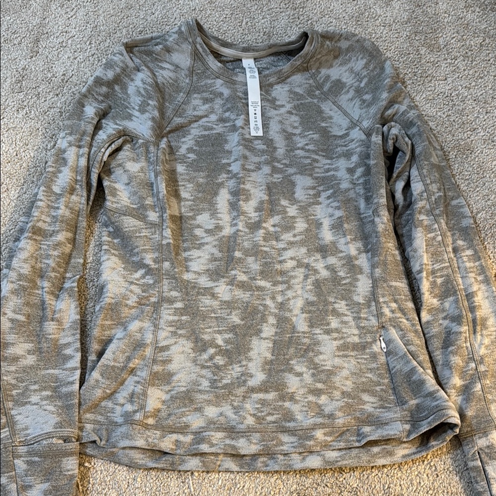 Lululemon women’s long sleeve